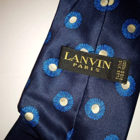 Lanvin Midnight and Blue Flower 100% Silk Tie - Picture 3 of 5